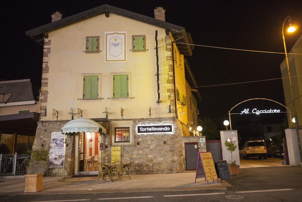 Albergo Al Cacciatore Tortellinando Valeggio sul Mincio Εξωτερικό φωτογραφία